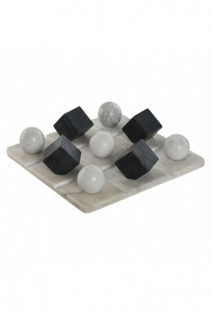 Žaidimas "Trys iš eilės"...