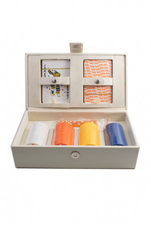 Kortų žaidimai Folli Follie...