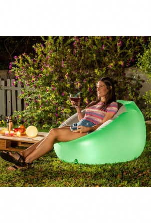 Pripučiama sofa su...