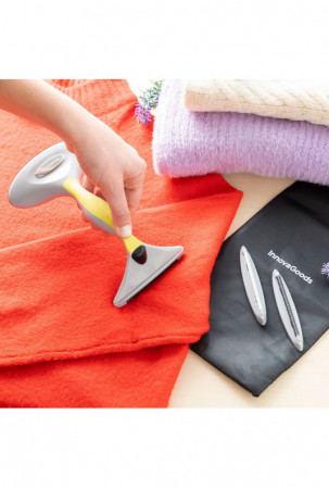 Keturi viename pūkų...