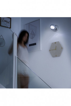 LED apšvietimas su judesio...