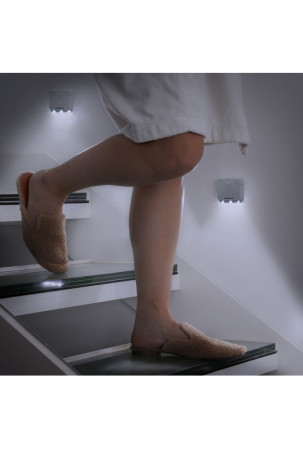 LED lemputė su judesio...