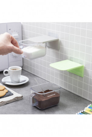 Nuimami prisitvirtinantys...