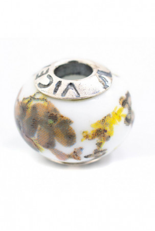 Moteriški karoliukai...