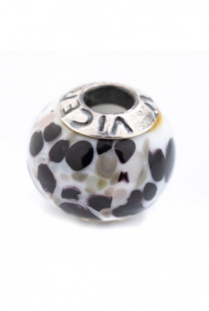 Moteriški karoliukai...