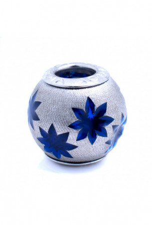 Moteriški karoliukai...