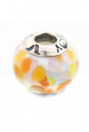 Moteriški karoliukai...