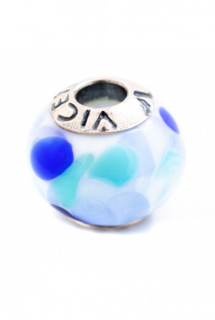 Moteriški karoliukai...