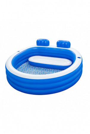 Pripučiamas baseinas...