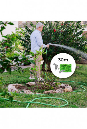 Ištraukiama sodo žarna...