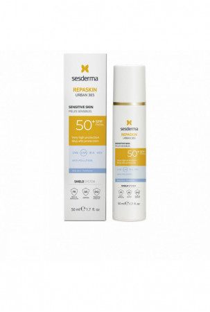 Kremas nuo saulės veidui...