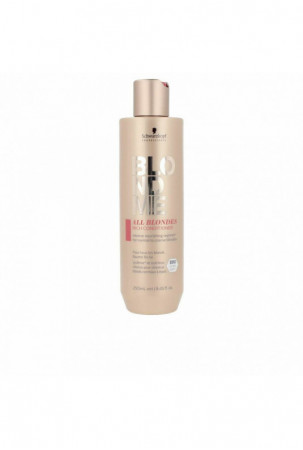 Maitinantis kondicionierius...