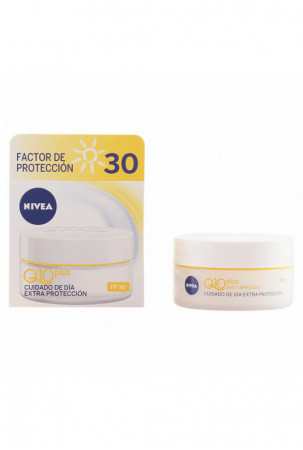 Kremas nuo raukšlių Nivea...