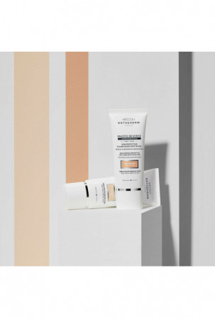 Kremas nuo saulės veidui...