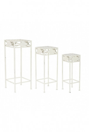 Trijų staliukų rinkinys...