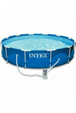 Išmontuojamas baseinas...