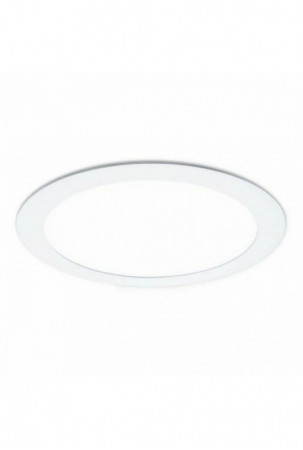 Pakabinamas apšvietimas...